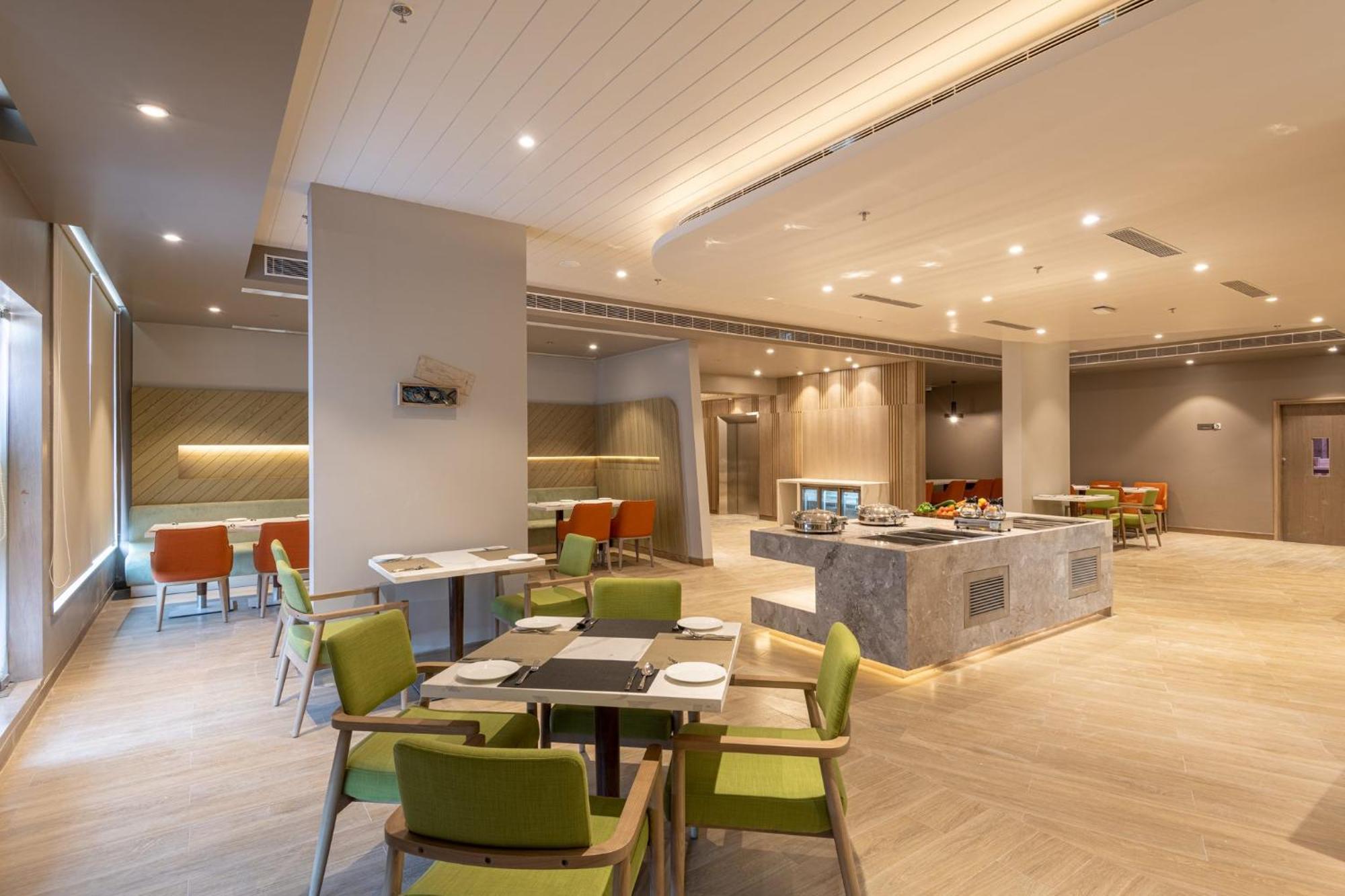 Holiday Inn Katra Vaishno Devi By Ihg Katra (Jammu and Kashmir) Exterior foto