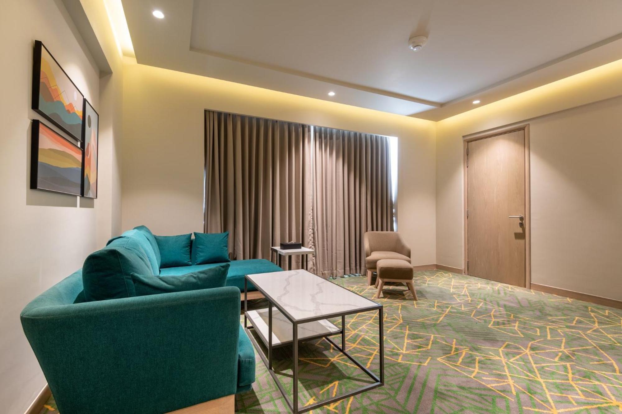 Holiday Inn Katra Vaishno Devi By Ihg Katra (Jammu and Kashmir) Exterior foto